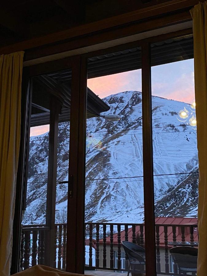 Eastern Georgia Kazbegi Exterior photo